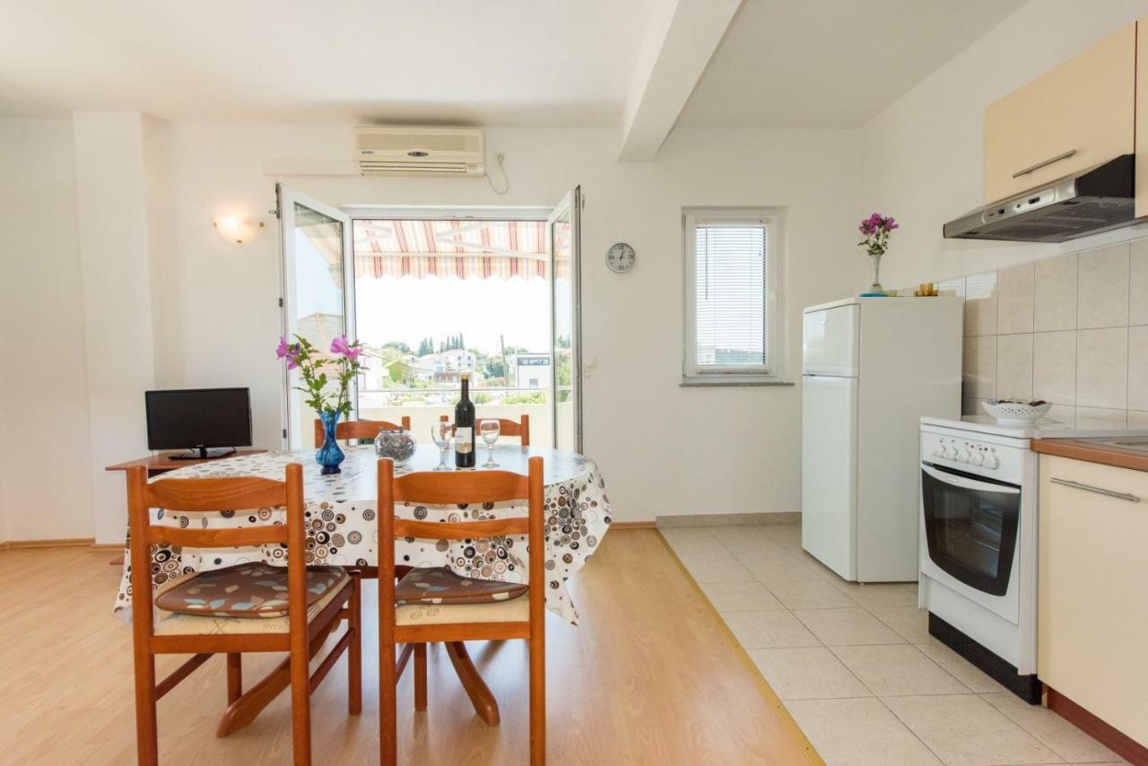 Apartments Maco Petrcane Εξωτερικό φωτογραφία