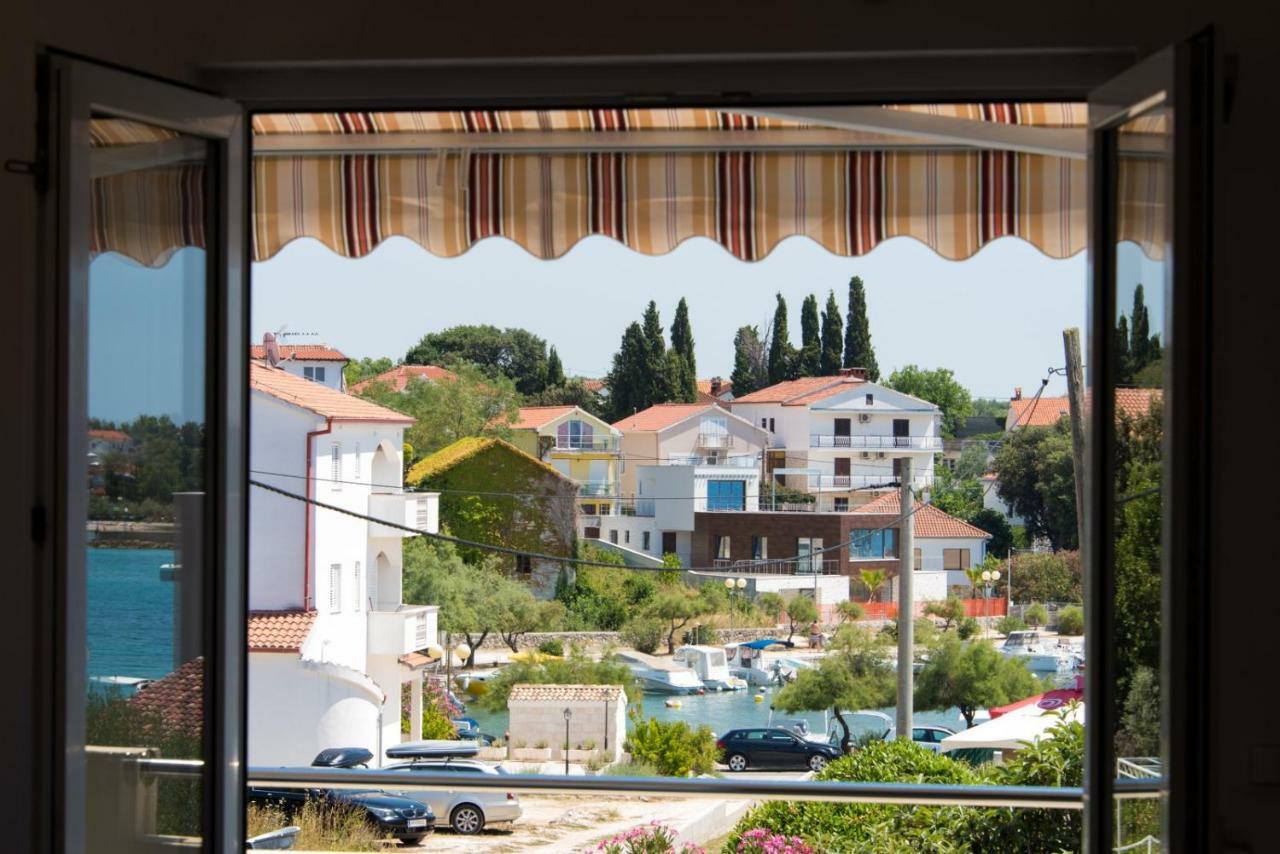 Apartments Maco Petrcane Εξωτερικό φωτογραφία