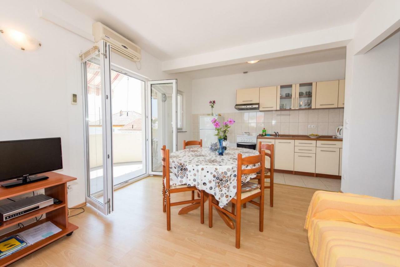 Apartments Maco Petrcane Εξωτερικό φωτογραφία