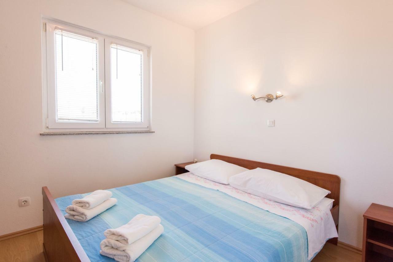 Apartments Maco Petrcane Εξωτερικό φωτογραφία